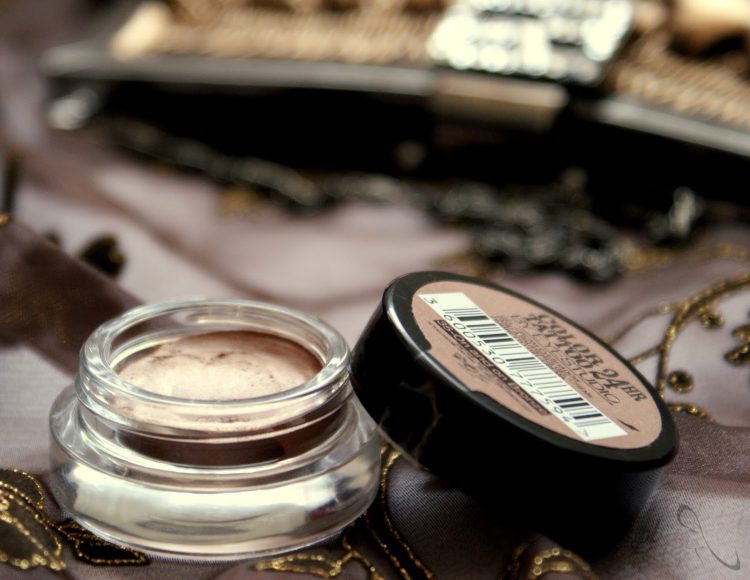 Kultowy cień „tatuaż” od Maybelline, czyli Color Tattoo 35-On and on Bronze Kultowy cień „tatuaż” od Maybelline, czyli Color Tattoo 35-On and on Bronze