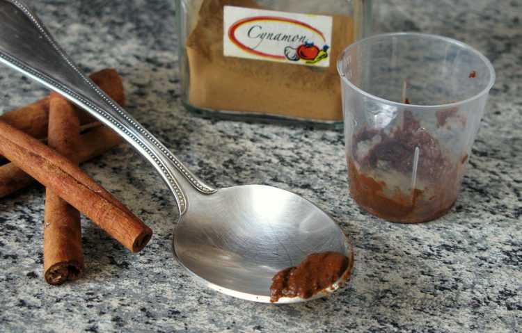 pasta cynamonowa pogromca wypryskow