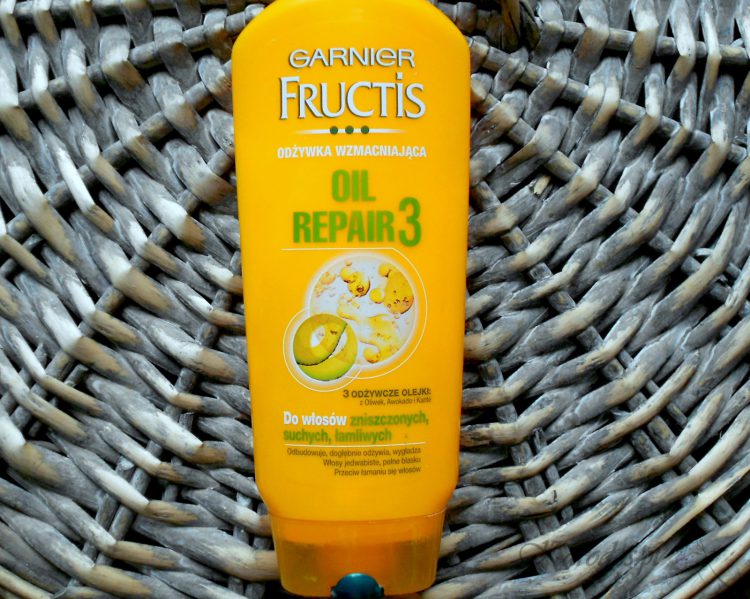 Garnier Fructis, Oil Repair 3, Odżywka wzmacniająca do włosów suchych i zniszczonych
