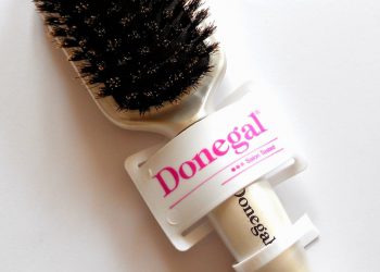 Donegal, Szczotka do włosów z naturalnym włosiem